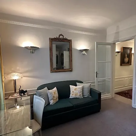 Apartment Luxury And Cosy In Paris, 16e Arrondissement